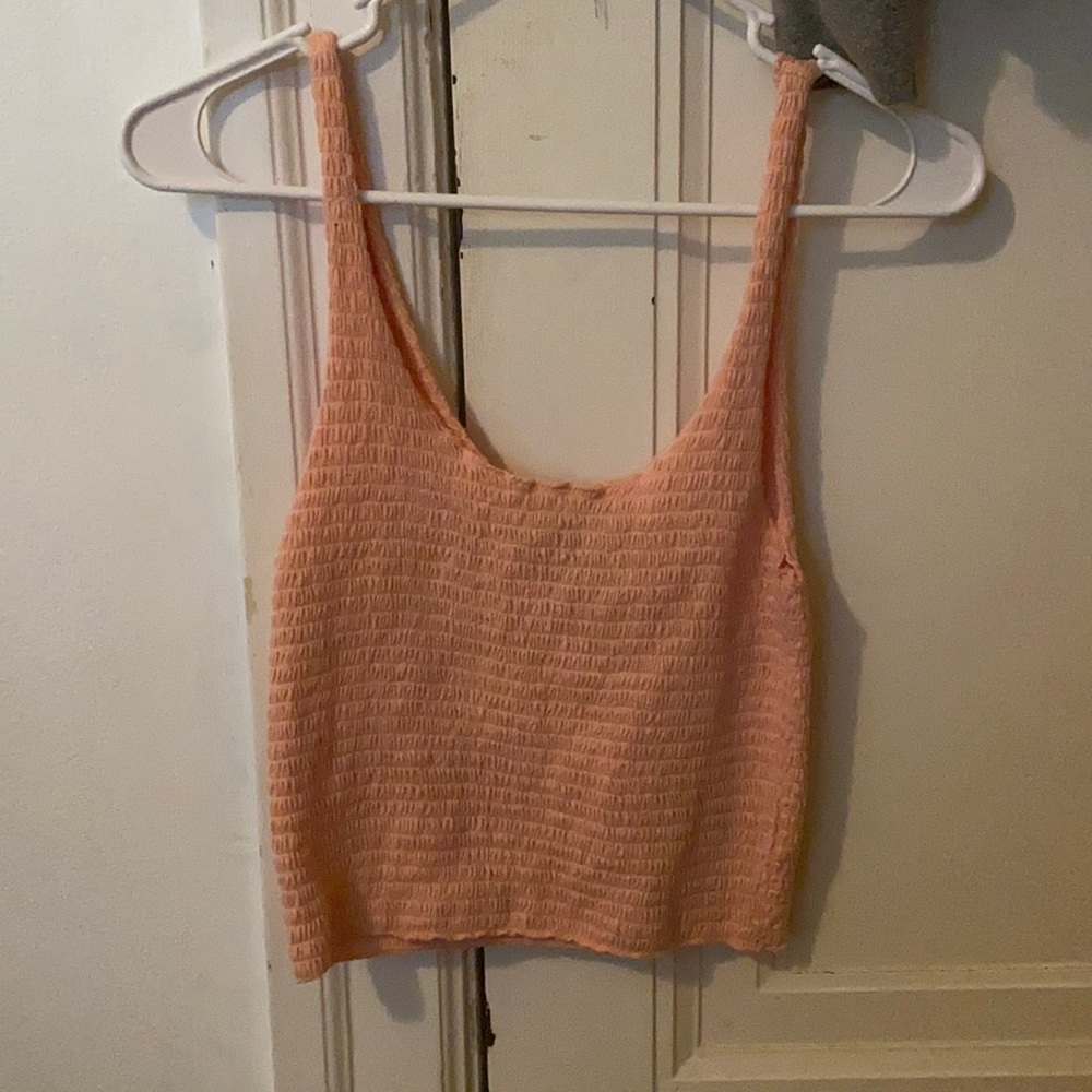Ribbed pink tank top